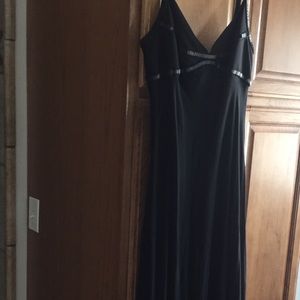 Carmen Marc Volvo floor length formal gown sz 14